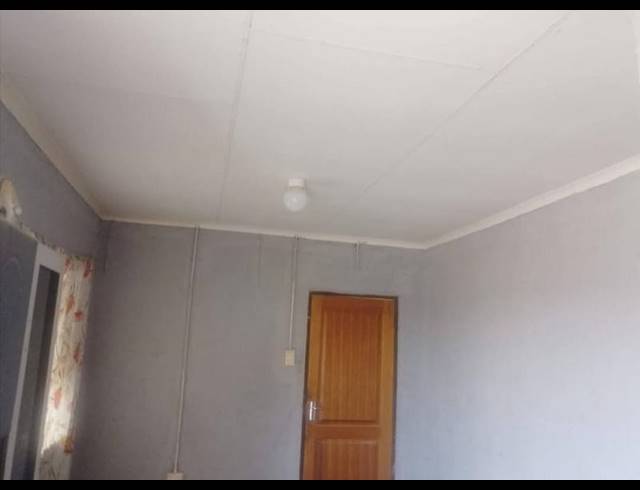 2 BEDROOM HOUSE FOR SALE IN OLIEVENHOUTBOSCH